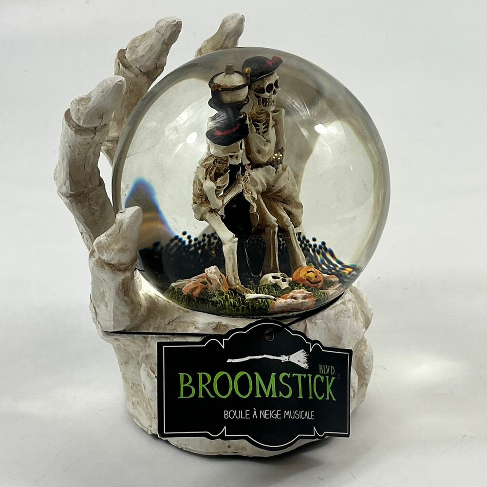 Broomstick Blvd Musical Waterglobe Skeleton Couple Gothic Hand Base Halloween - Picture 5 of 10